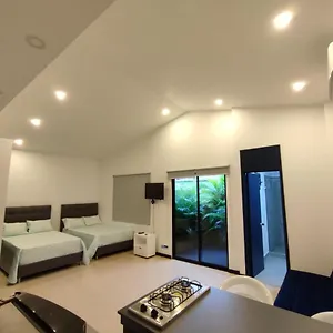 https://hermoso-aparta-estudio-201-santa-monica.cali-hotels.com