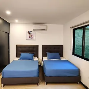 https://hermoso-aparta-estudio-102-santa-monica.cali-hotels.com